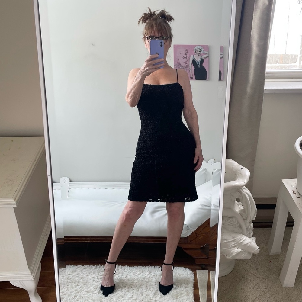 JUMP BLACK VINTAGE METALLIC MESH SPAGHETTI STRAP DRESS LINED STRETCH FORM FIT